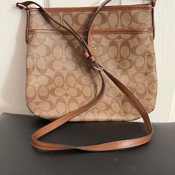 Coach Signature Tan and Brown Crossbody Bag - Picture 2 of 4